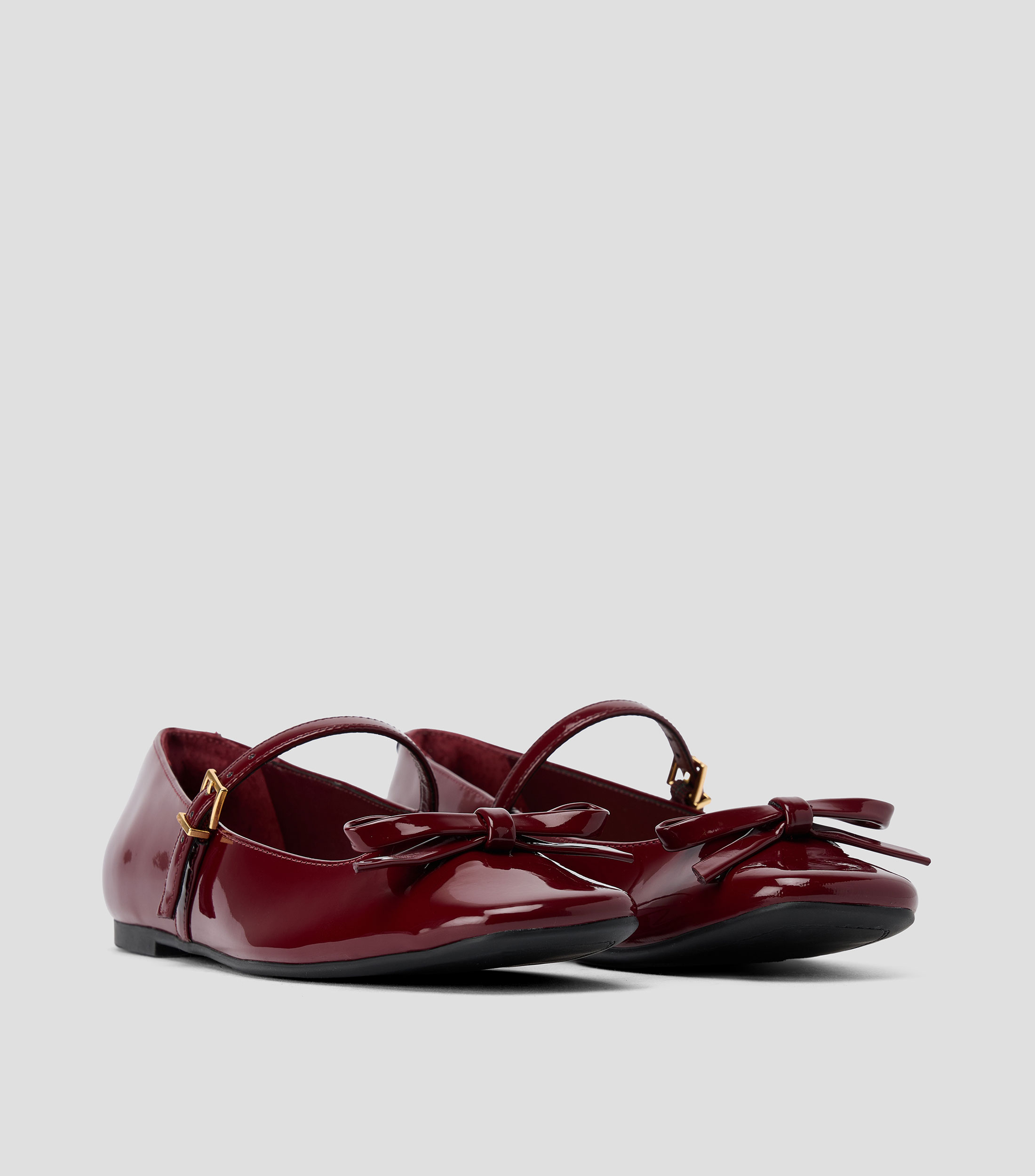 Flats lisos charol Mujer
