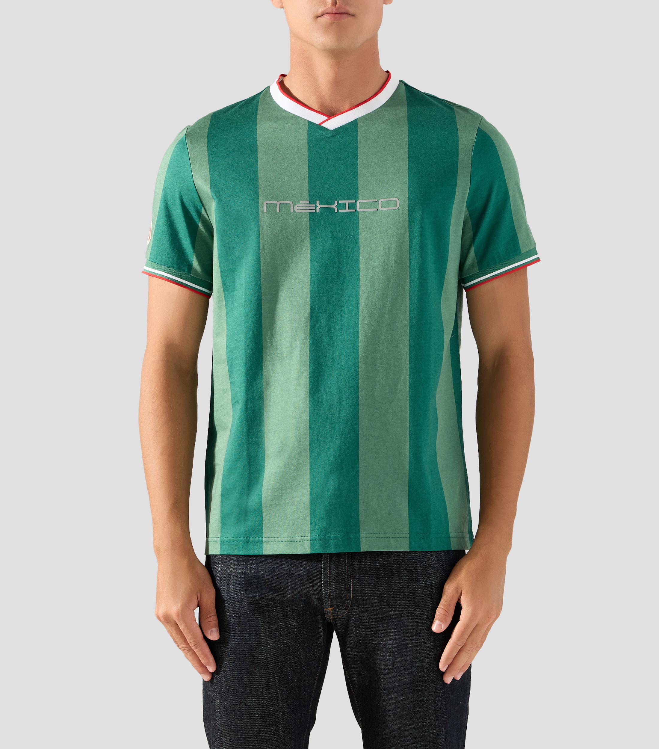Playera cuello V manga corta con franjas Hombre