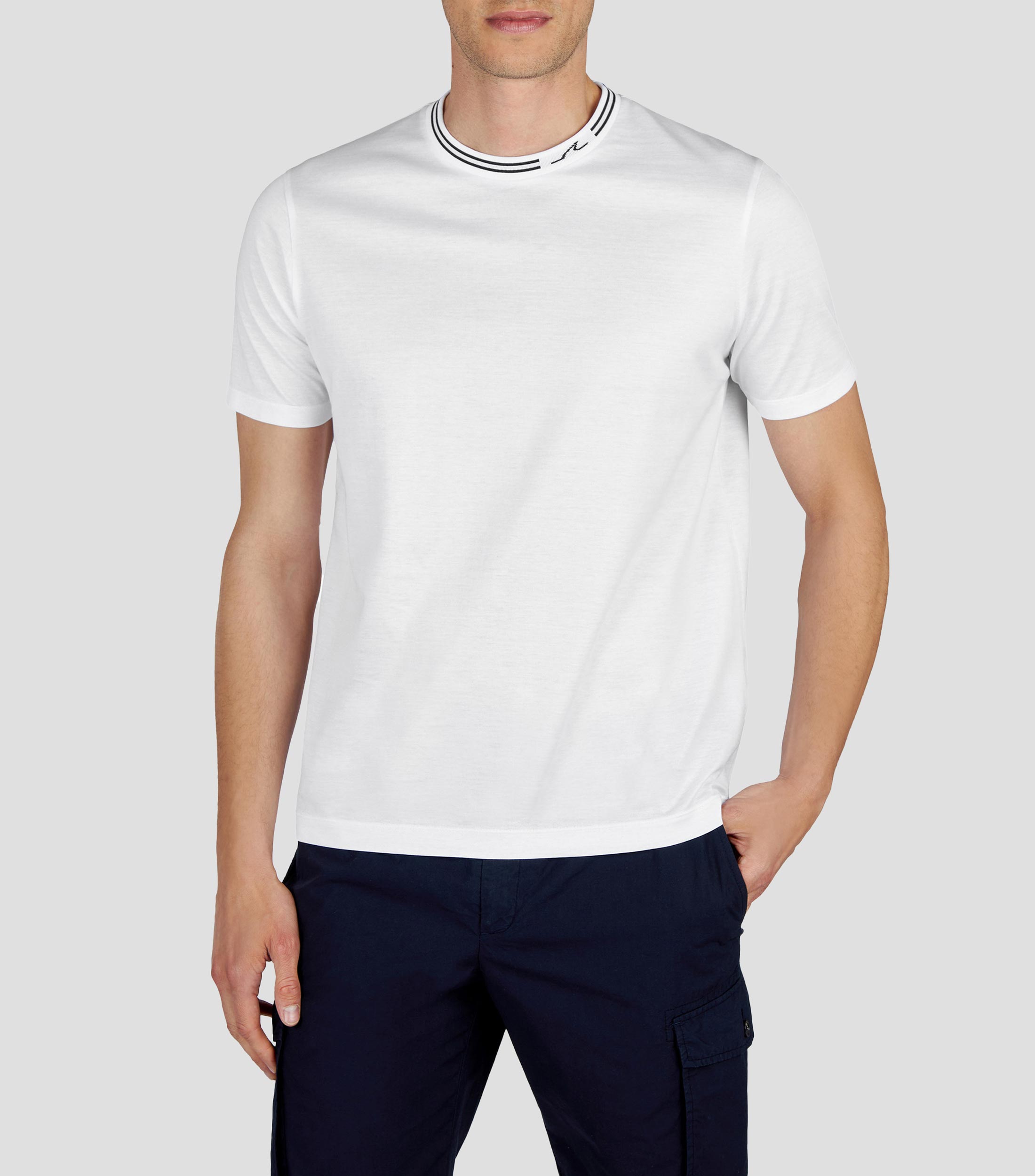 Playera cuello redondo manga corta lisa Hombre