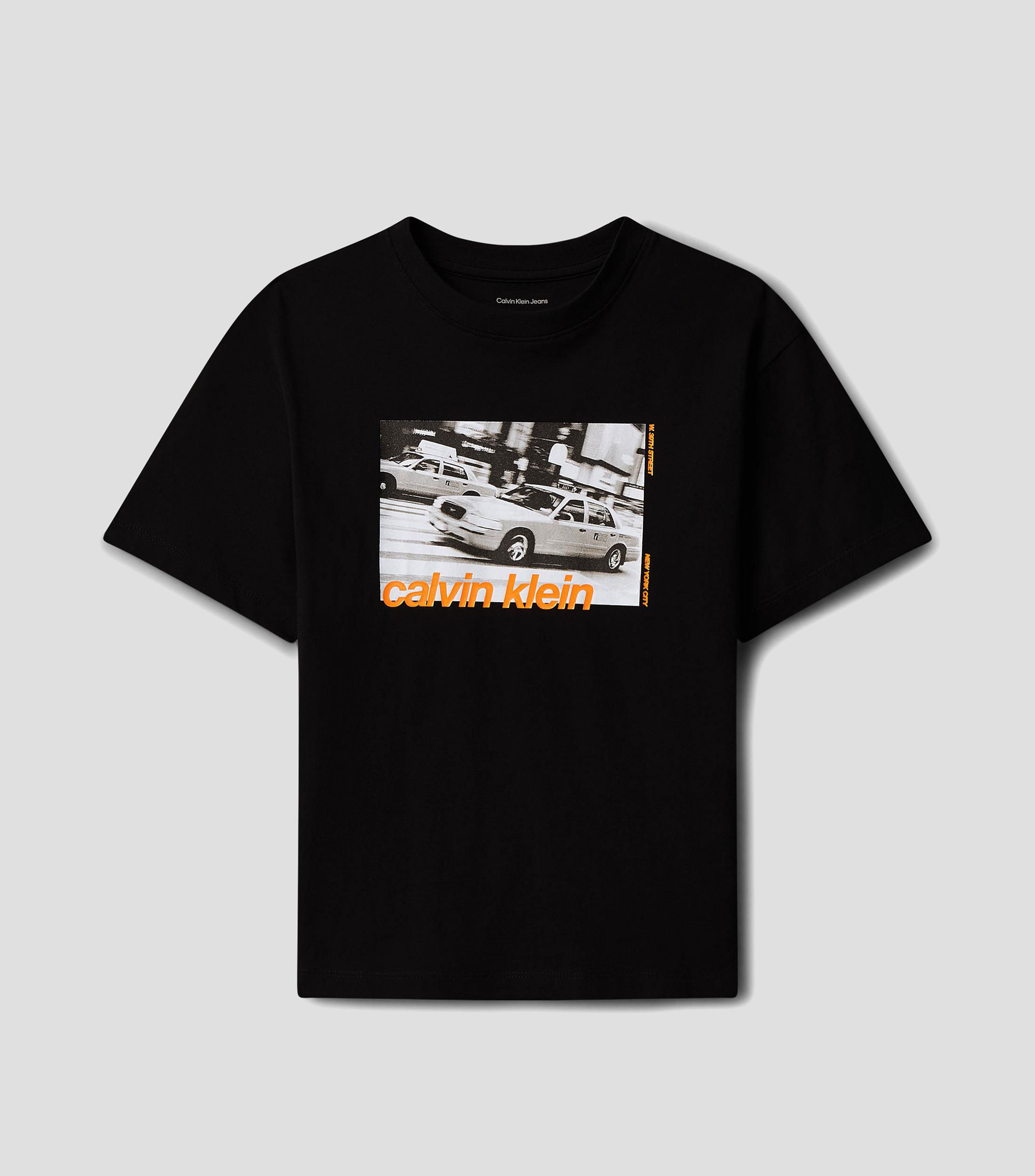 Playera cuello redondo manga corta estampada Niño