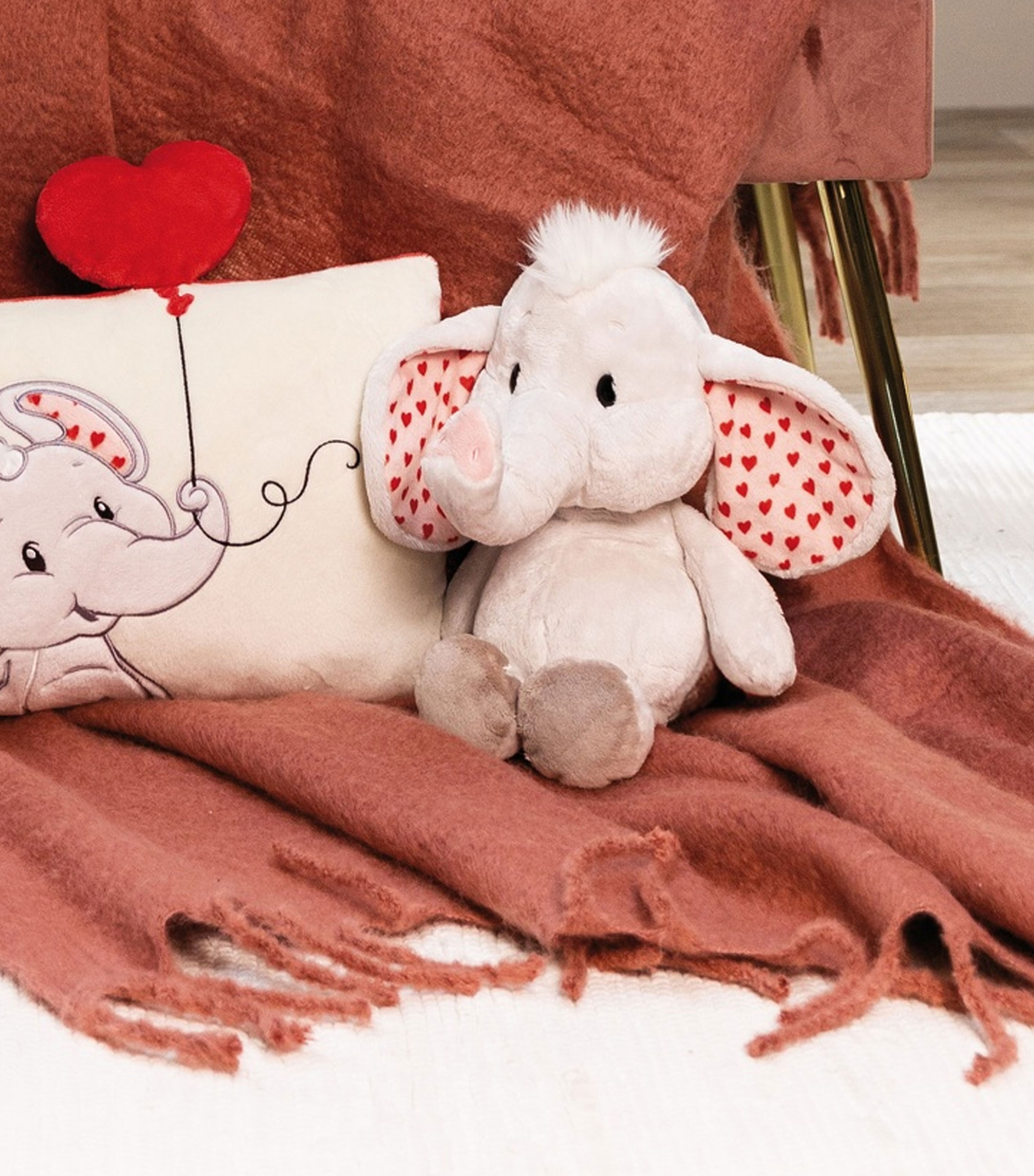 Elefante de Peluche
