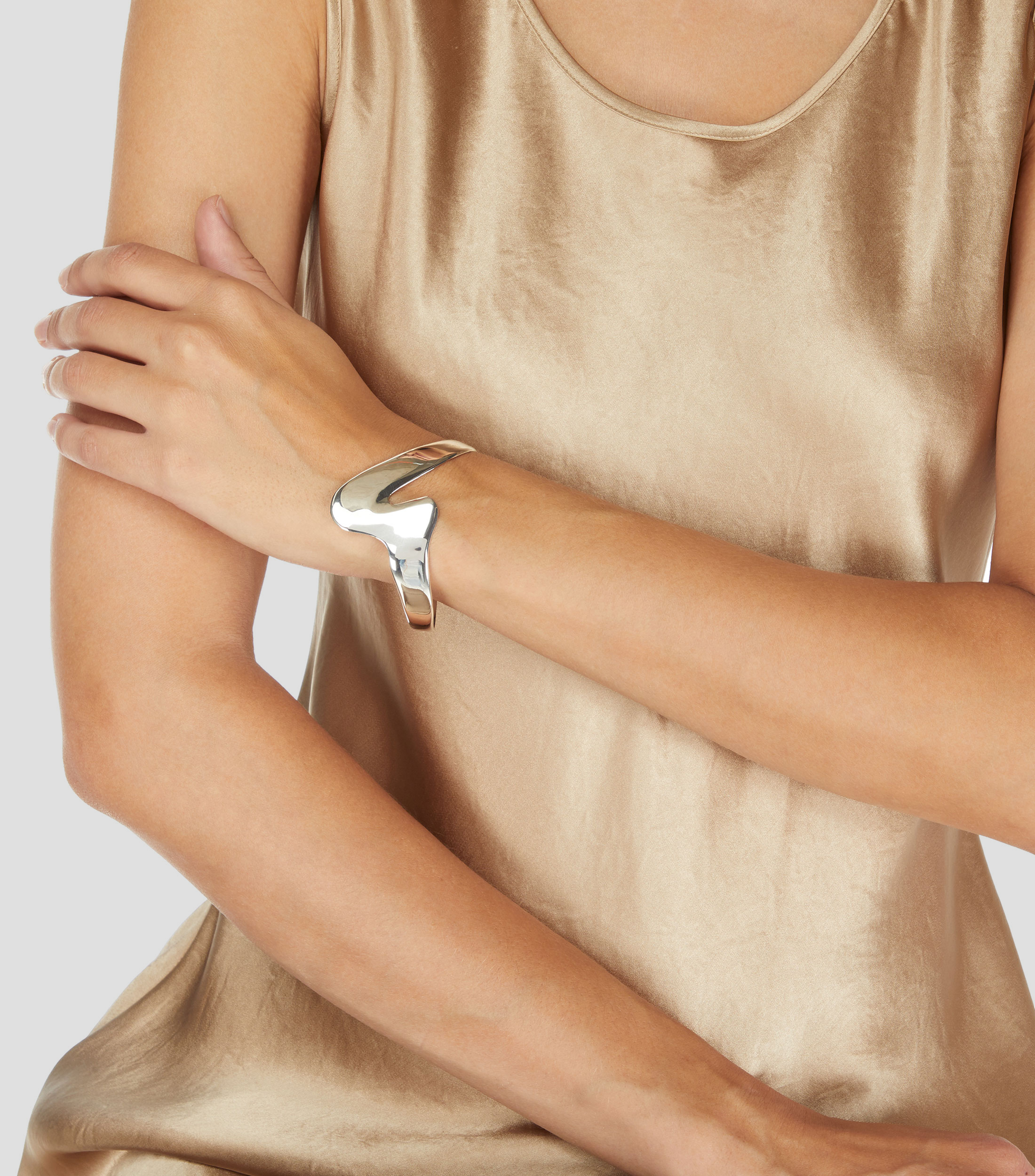 Brazalete en plata .925 abierto asimetrico Mujer