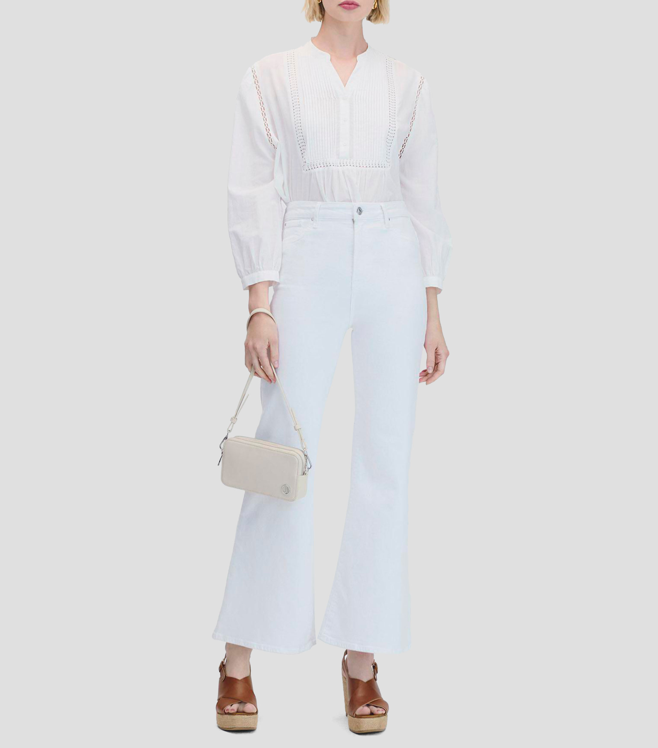 Blusa Con Alforzas Detalles Calados Mujer