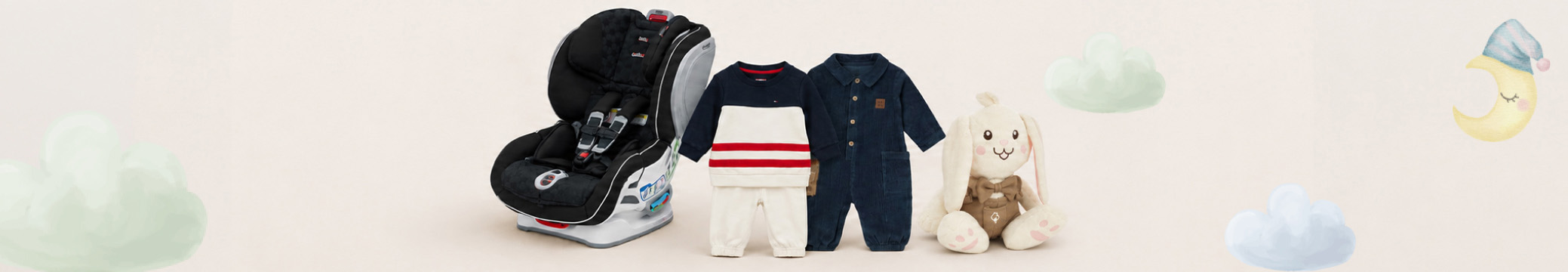 BEBÉS PALACIO imagen de una asiento para auto de bebés, dos conjuntos de ropa y un peluche de conejo, hasta 30% de descuento y hasta 12 mensualidades din intereses, Septiembre 3 al 30 