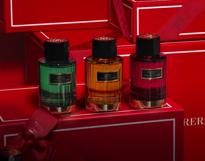 Imagen de perfumes de la colección confidential de la marca CAROLINA HERRERA. CAROLINA HERRERA