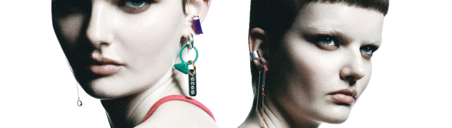 Imagen de una mujer en dos tomas de su rostro, lleva aretes de distitos modelos. SUOT.