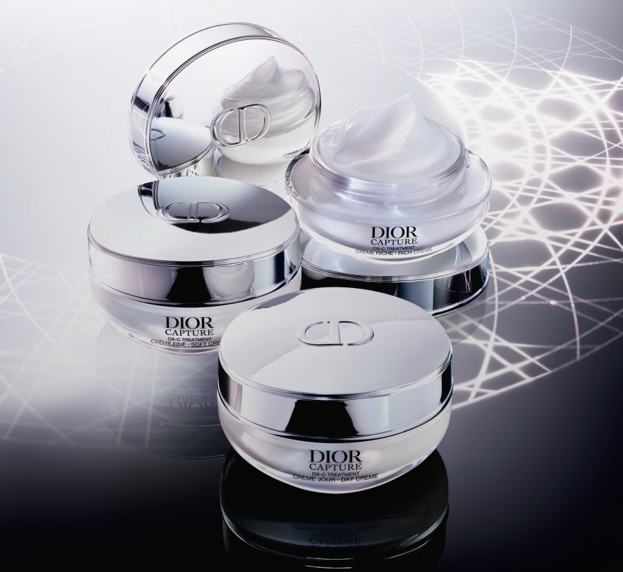 imagen de varios frascos de crema capture de la marca DIOR