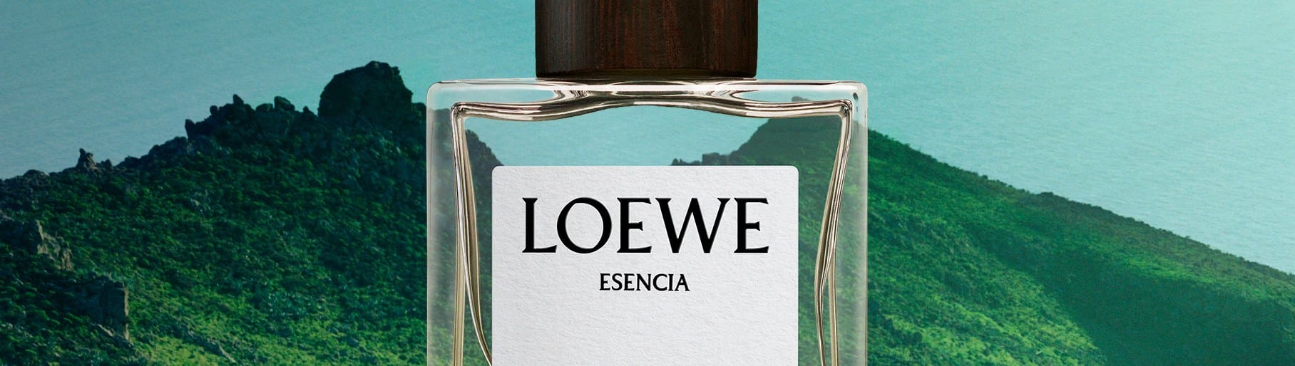 imagen de locion transparente de la marca LOEWE 