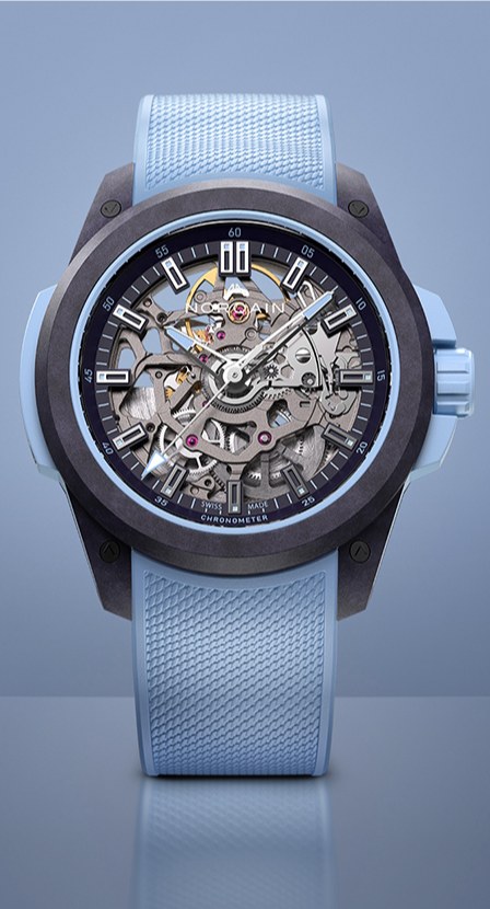 imagen de reloj azul con negro de la marca NORQAIN