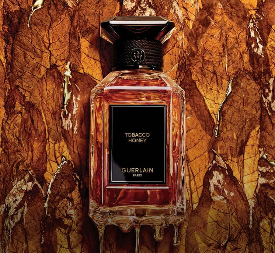 imagen de fgraaco de perfume color miel de la marca GUERLAIN