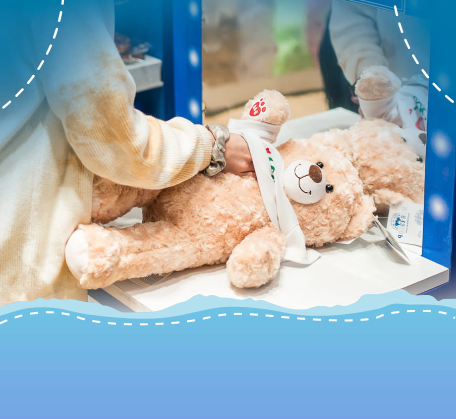 imagen de oso de peluche cafe la marca BUILD BEAR