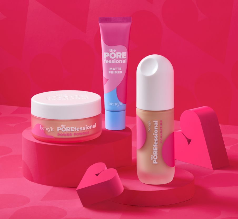Imagen de maquillaje de la marca BENEFIT