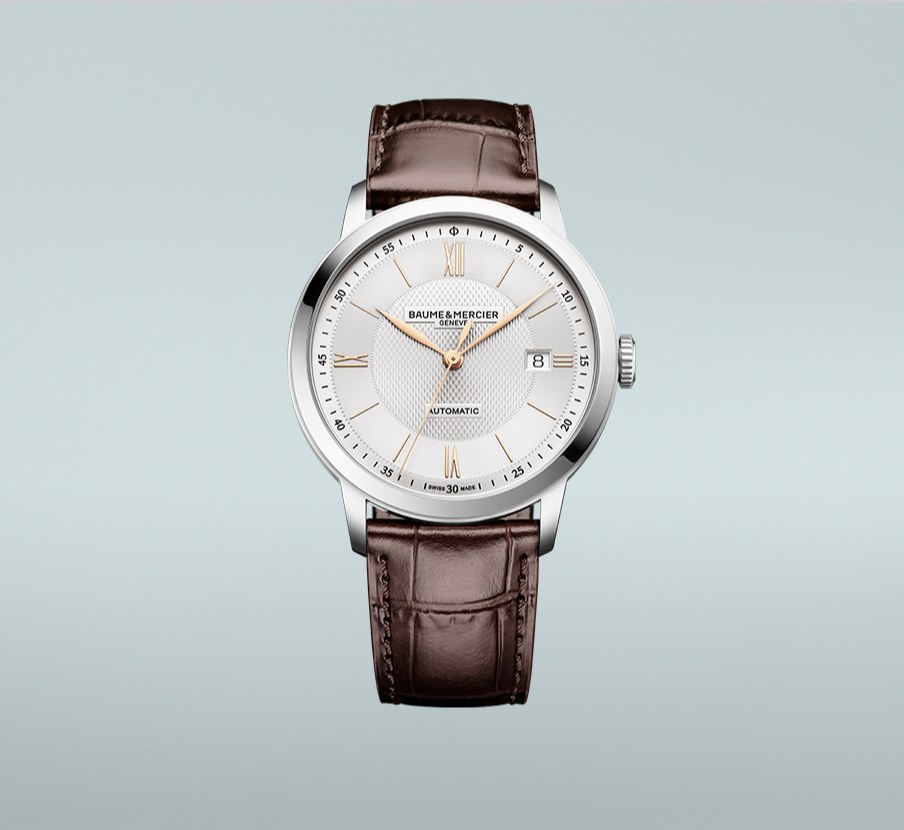 imagen de reloj plata con cafe, de la marca BAUME & MERCIER