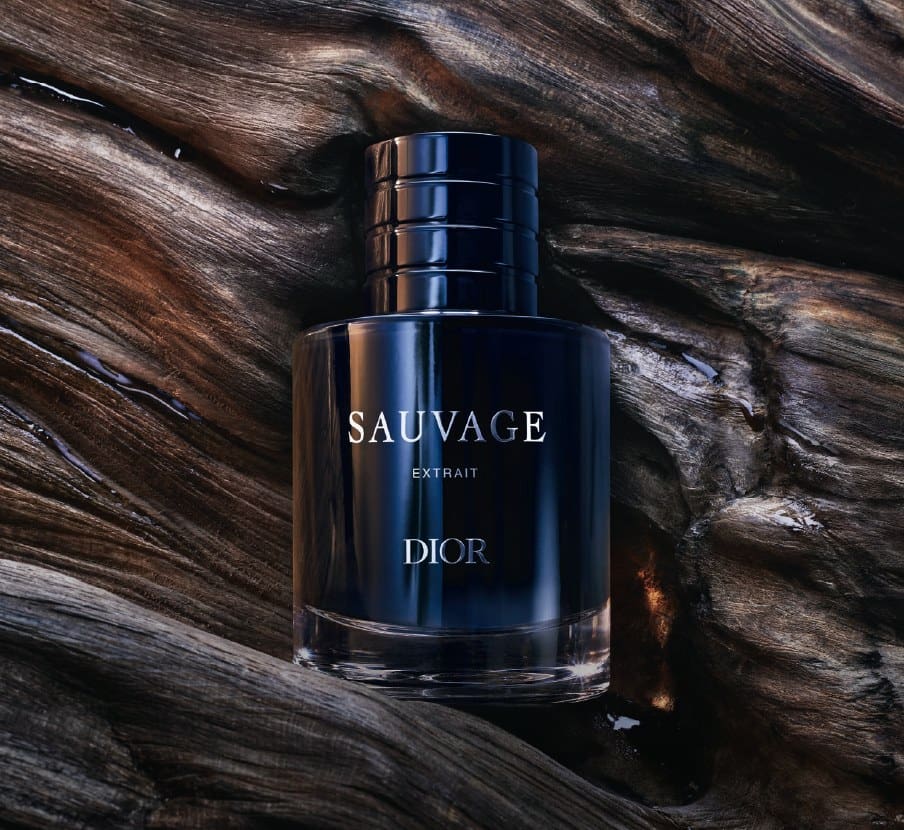 imagen de un frasco de locion sauvage de la marca DIOR
