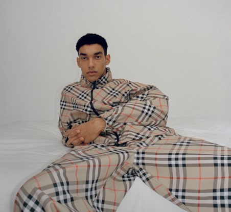 Imagen de hombre.  BURBERRY