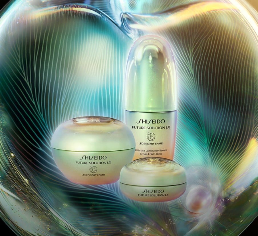 tarro de crema color dorado SHISEIDO