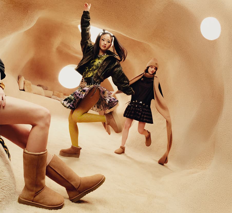 imagen de 2 mujeres con ropa de la marca UGG