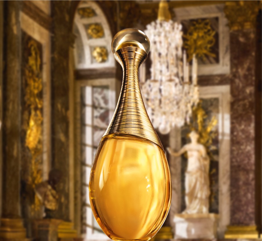 Imagen de fragancia dorada de la marca DIOR