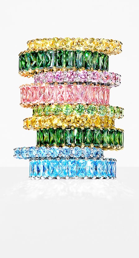 Imagen de pulceras de distintos colores, SWAROVSKI