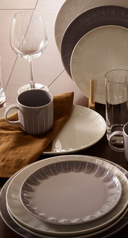 imagen de vajilla de la marca ROSTAN