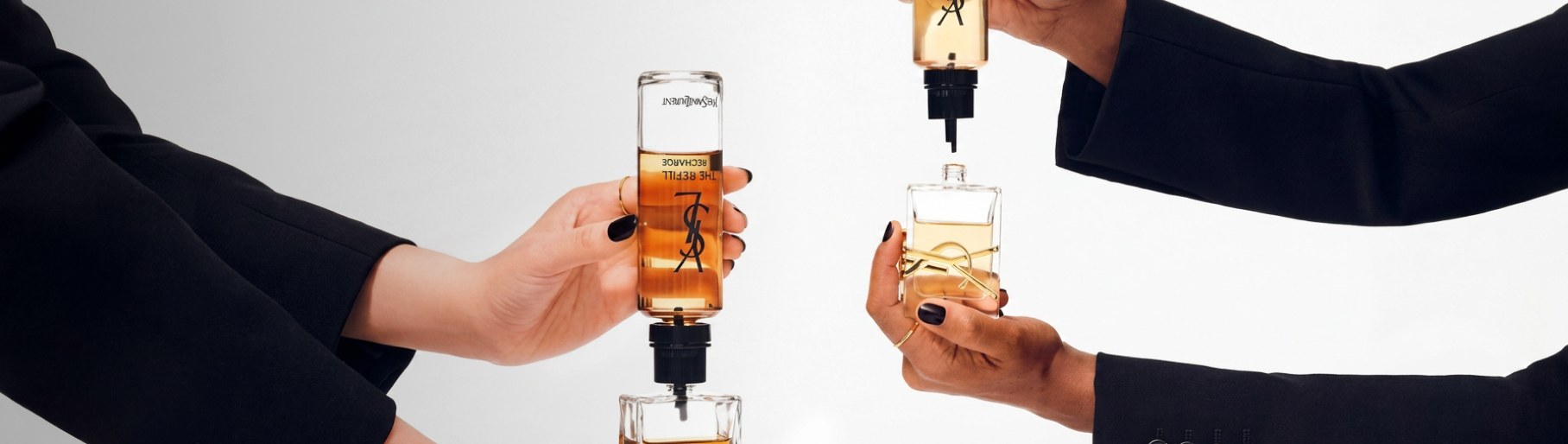 imagen de locion dorada de la marca YVES SAINT LAURENT