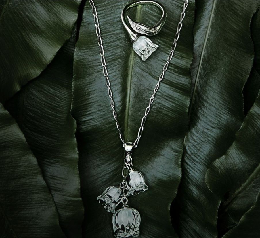 imagen de collar de la marca LALIQUE