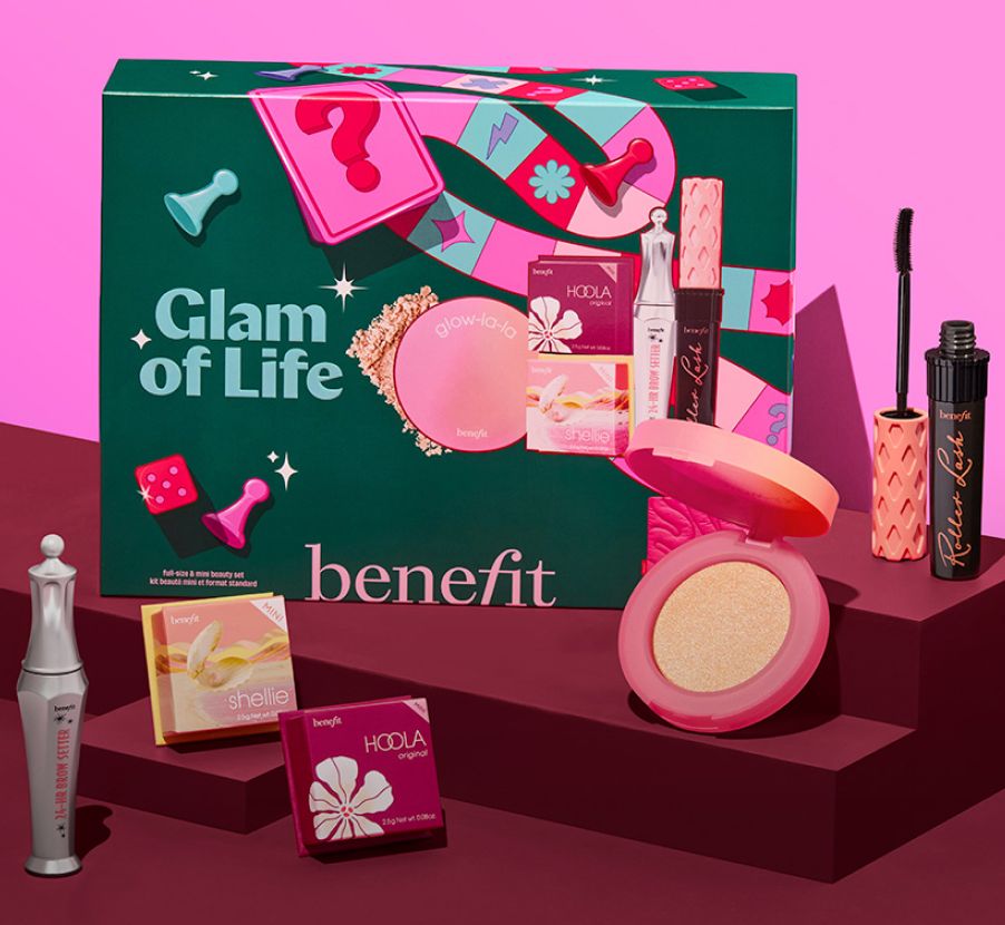 Imagen de set de productos de la marca BENEFIT